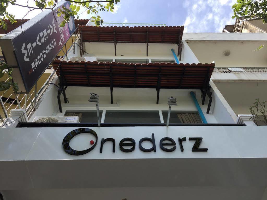 One Stop Hostel Phnompen Kültér fotó